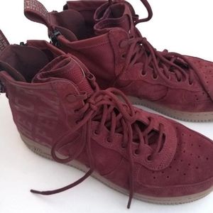 NIKE SF Air Force 1 Mid The Force Is Female Sneakers